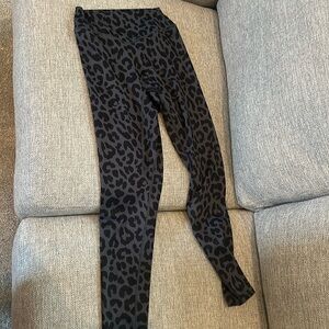 Balance leggings size medium. Cheetah print.